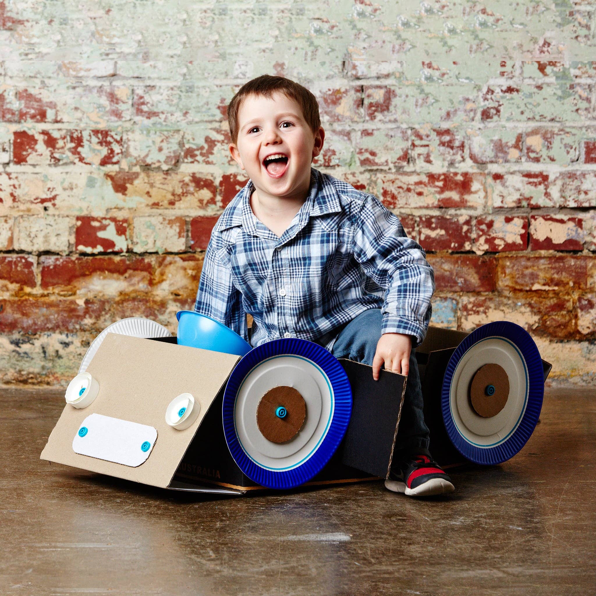 Makedo Cardboard Construction Tools | Discover Kit